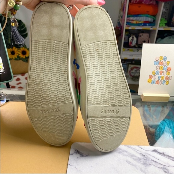 Soludos Marin Embroidered Rainbow White Sneakers Size 9 - Picture 6 of 10
